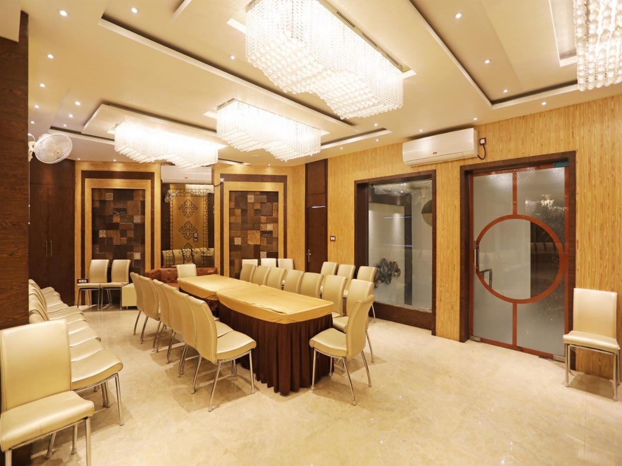 Hotel Acme Kalküta Dış mekan fotoğraf
